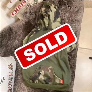 NWT🆕 dog fleece zip up hoodie Medium